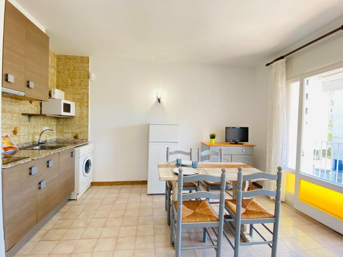 Apartamentos Aquarium. 罗萨斯 外观 照片