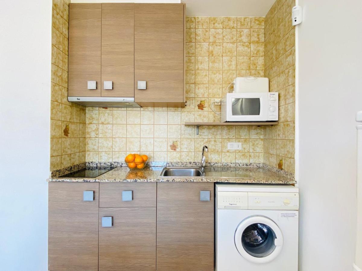 Apartamentos Aquarium. 罗萨斯 外观 照片