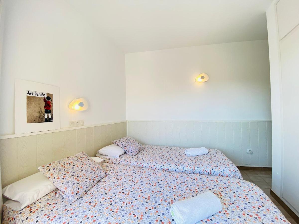 Apartamentos Aquarium. 罗萨斯 外观 照片